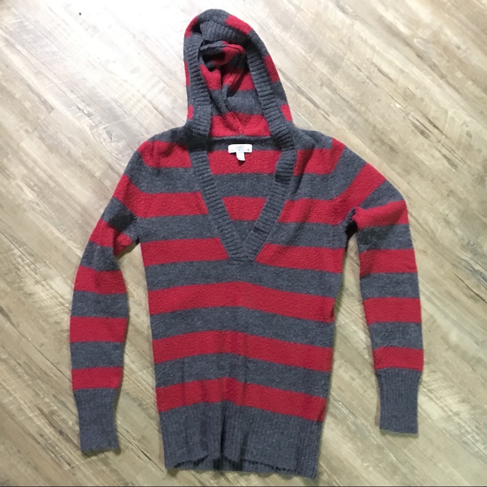 Hooded Sweater by SO